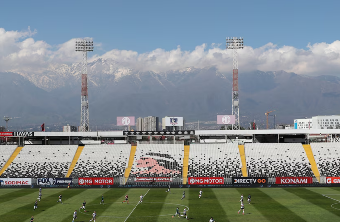 Hincha fallece durante clásico chileno histórico