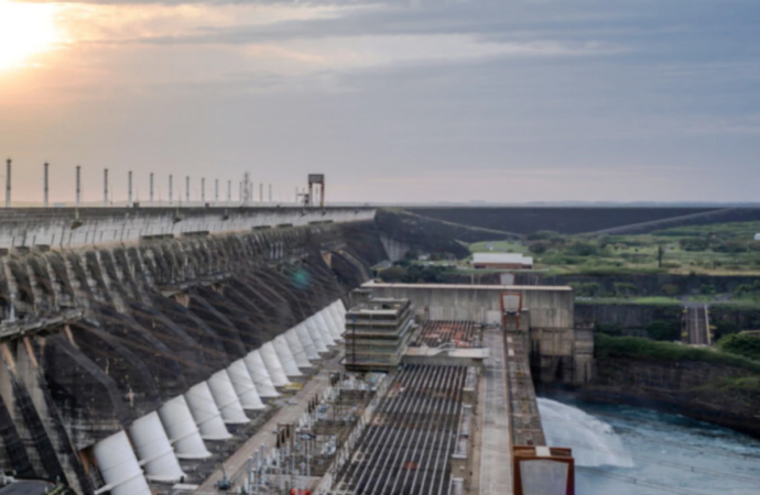 Producción de Itaipú creció y cubrió consumo